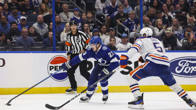 18733021_Edmonton_Oilers_v_Tampa_Bay_Lightning_Andrew_Taylor_(Greenfly)_20231119_010251