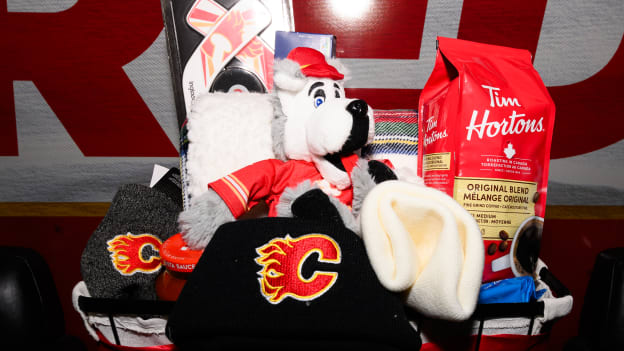 20251224_ALUMNI_TOY_DRIVE_FLA7289AB