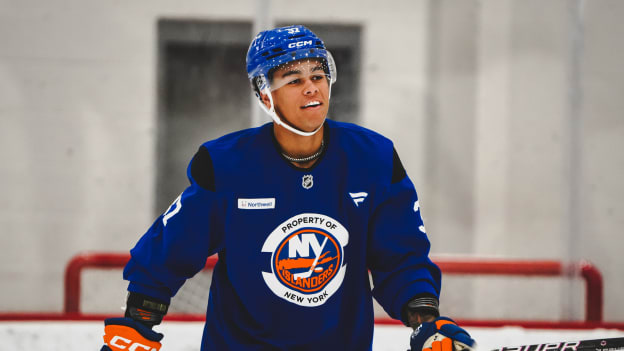 20250921_NYI_MorningSkate-24