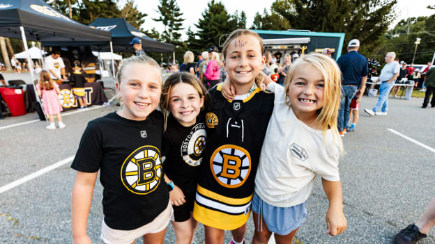 20250905_dle_bruins fan fest hanover48