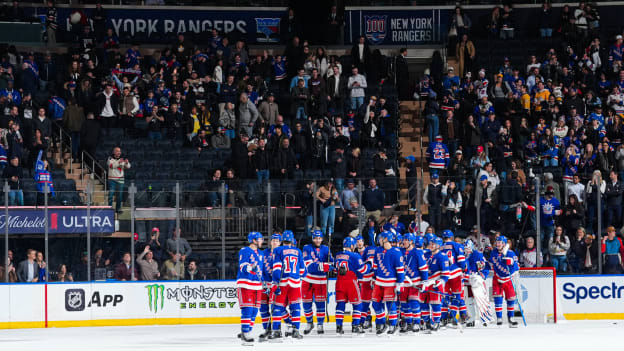 Nashville Predators v New York Rangers