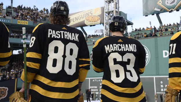 Photos: Pregame at the 2023 Winter Classic