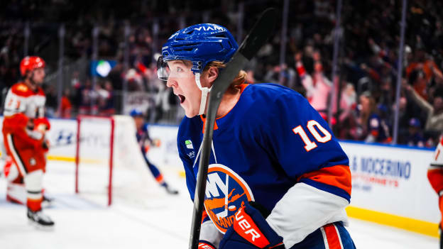 20251211_ANA_NYI_EDITS_GOAL_HOLMSTROM-1