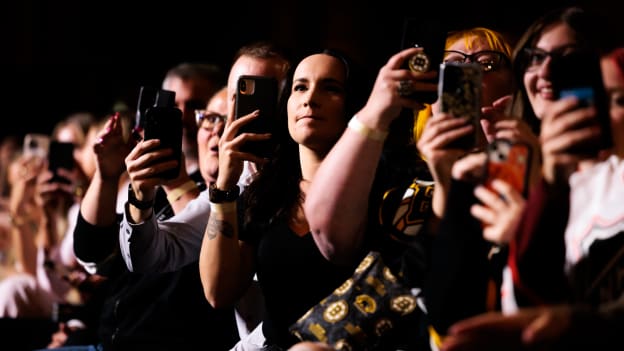 09-16-2023_DLE_Bruins Fashion Show50