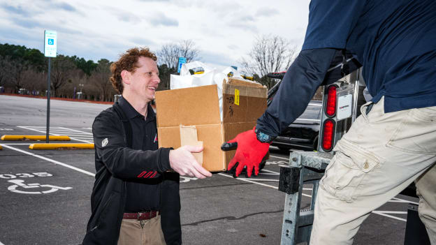 251125_Community_Marketing_Turkey_Distribution_JL204993