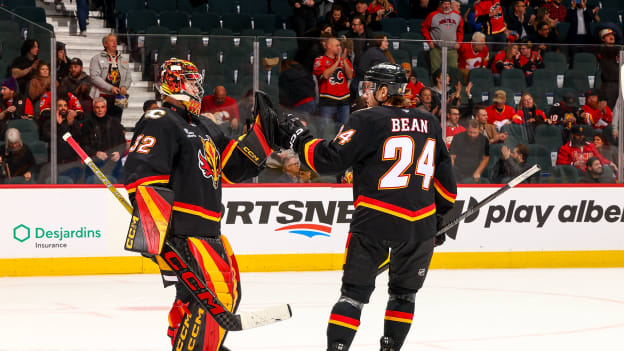 20251204_CGY_vs_MIN_FLA0254_GT