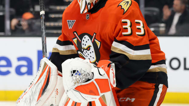 20250929_Sharks_Ducks_Robinson_0269