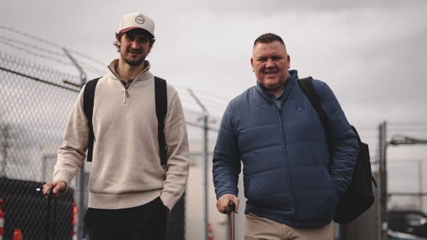 20251205_PLANEARRIVALS_DADSTRIP_16x9-3