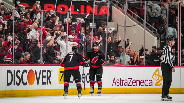 20_250422_CARvsNJD_RD1_GM2_JL204937