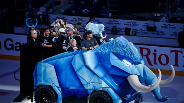 Edmonton Oilers v Utah Mammoth