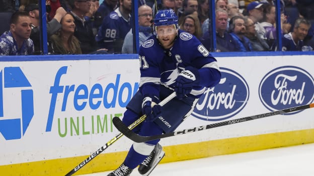 18733005_Edmonton_Oilers_v_Tampa_Bay_Lightning_Andrew_Taylor_(Greenfly)_20231119_010240