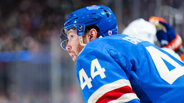 New York Islanders v New York Rangers