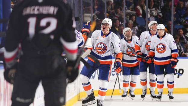 UBS Postgame Photos: Islanders 4, Sabres 3