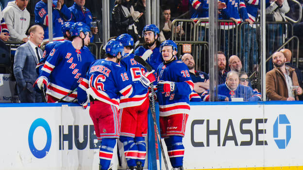 Chicago Blackhawks v New York Rangers