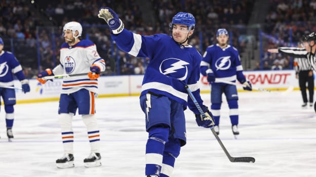 18733022_Edmonton_Oilers_v_Tampa_Bay_Lightning_Andrew_Taylor_(Greenfly)_20231119_010253