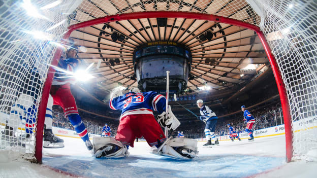 Winnipeg Jets v New York Rangers
