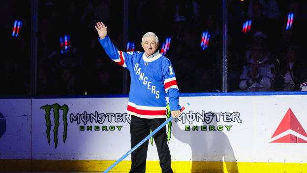 MF_NYR_121325_MF1_0114