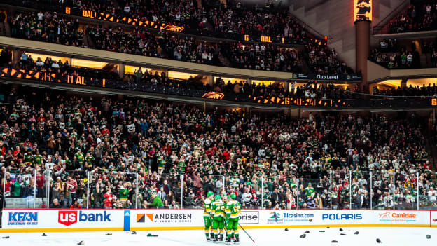 12-16-22 Mats Zuccarello-Goal-Kirill Kaprizov-Jared Spurgeon-Jonas Brodin-Sam Steel042