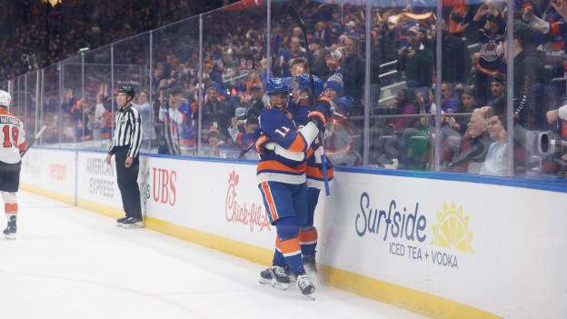 UBS Postgame Photos: Islanders 3, Flyers 1