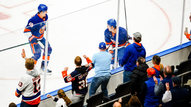 202511_NYI_BOS_FIRSTPER-04