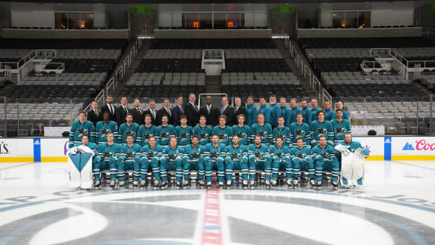 20240325_Sharks_Team_Photo_482216