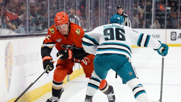 20250929_Sharks_Ducks_Robinson_0261