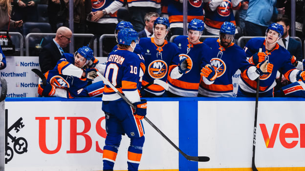 20260106_NJD_NYI_goal5_p2_holmstrom-5