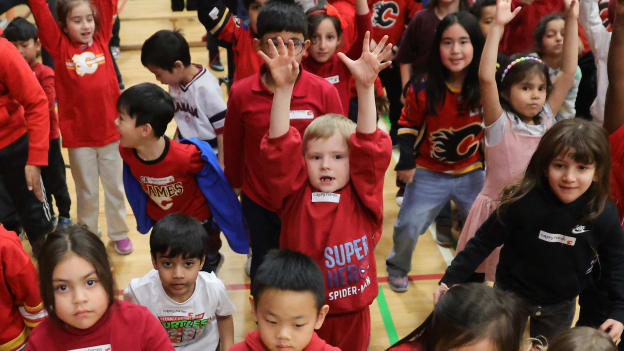 20260219_Flames Apple School Visit_ 0031 DM