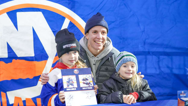 PHOTOS: Try Street Hockey for Free with Girl Scouts of Nassau County