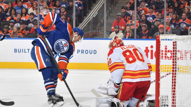 GALLERY: Oilers vs. Flames