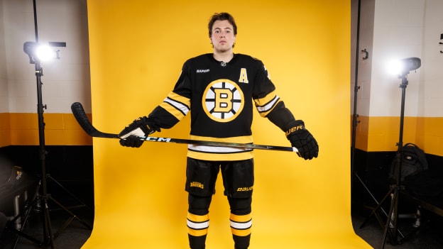 04-30-2025_DLE_Boston Bruins Uniform Photoshoot Studio52
