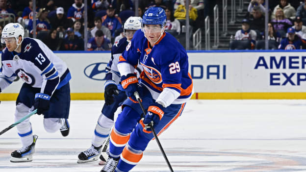 UBS Postgame Photos: Islanders 3, Jets 2