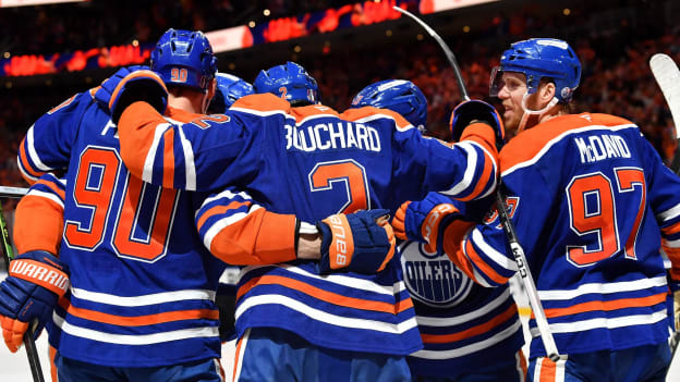 776312032_AD072_Kings_v_Oilers