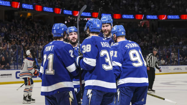 18732284_Edmonton_Oilers_v_Tampa_Bay_Lightning_Andrew_Taylor_(Greenfly)_20231119_003331