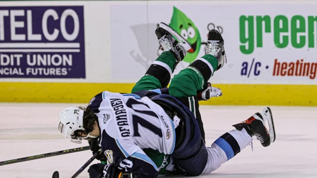 Calder Cup Playoffs Game Four: Ads at Stars
