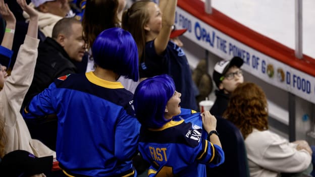 20260401_PWHL_FLA3077_JP