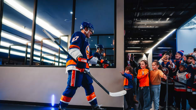 20260328_FLA_NYI_WARMUPS-10