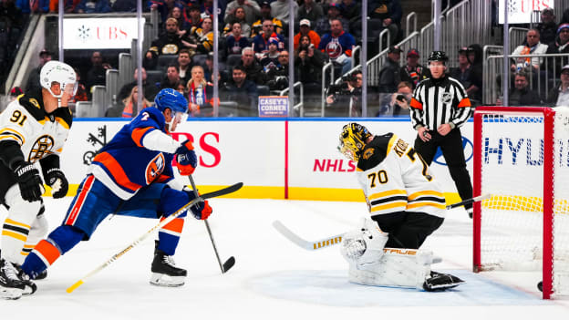 UBS Postgame Photos: Bruins 6, Islanders 3