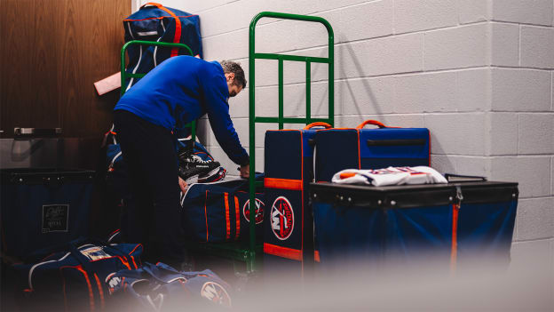 20260129_JOURNAL_EQUIPMENTSTAFF-4