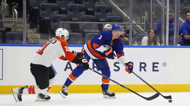 PHOTOS: Islanders 4, Flyers 3