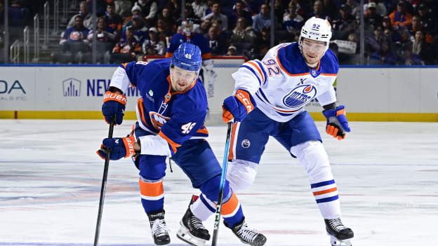 Edmonton Oilers v New York Islanders