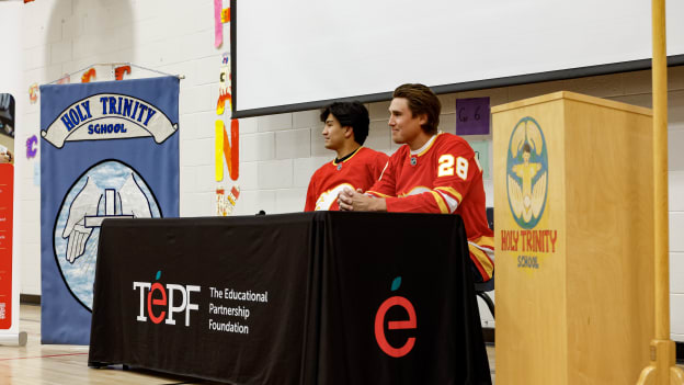 20260219_READING_GIVE_IT_A_SHOT_FLA0031_JP