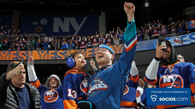 Socios.com Postgame Photos: Islanders 7, Maple Leafs 2