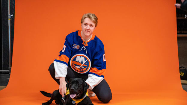 2023 Pucks and Paws Calendar Photo Shoot