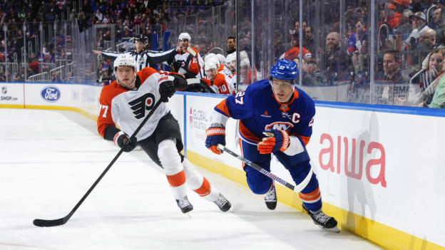 UBS Postgame Photos: Islanders 3, Flyers 1