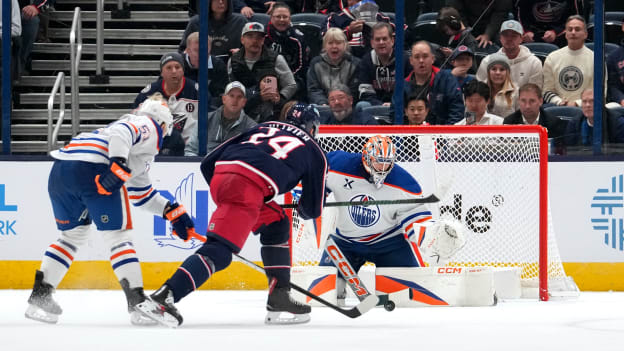 Edmonton Oilers v Columbus Blue Jackets