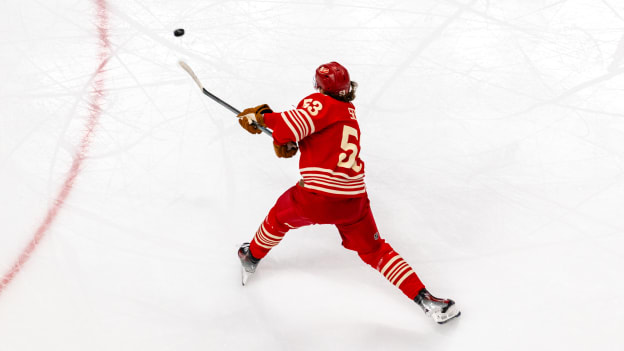 2025_12_02_BOS_ZS_In-Game_38