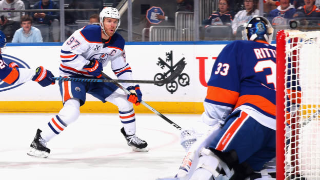 Edmonton Oilers v New York Islanders