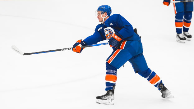 PHOTOS: Islanders Morning Skate Dec. 7