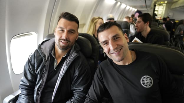 Photos: Bruins Siblings Trip | Flight to Dallas